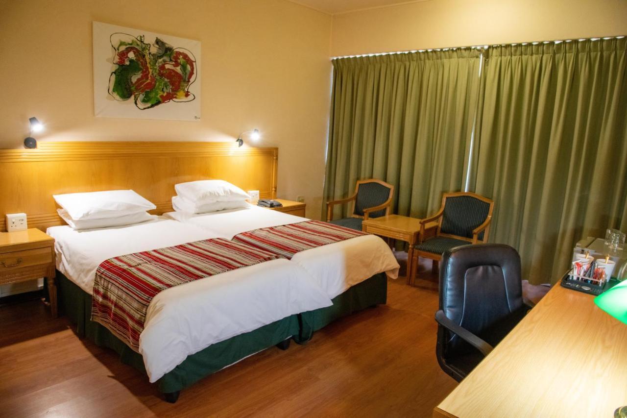 Bon Hotel Bloemfontein Central מראה חיצוני תמונה