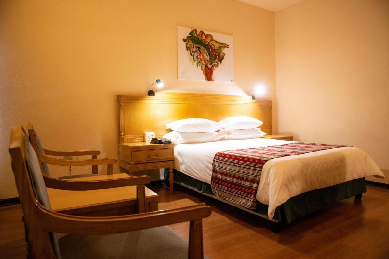 Bon Hotel Bloemfontein Central מראה חיצוני תמונה