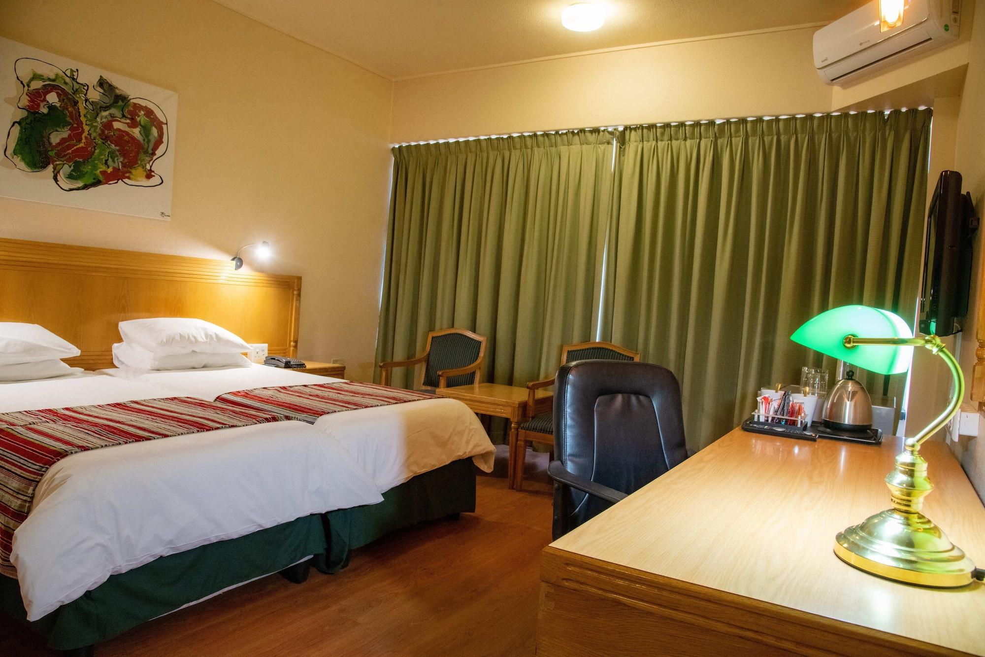 Bon Hotel Bloemfontein Central מראה חיצוני תמונה