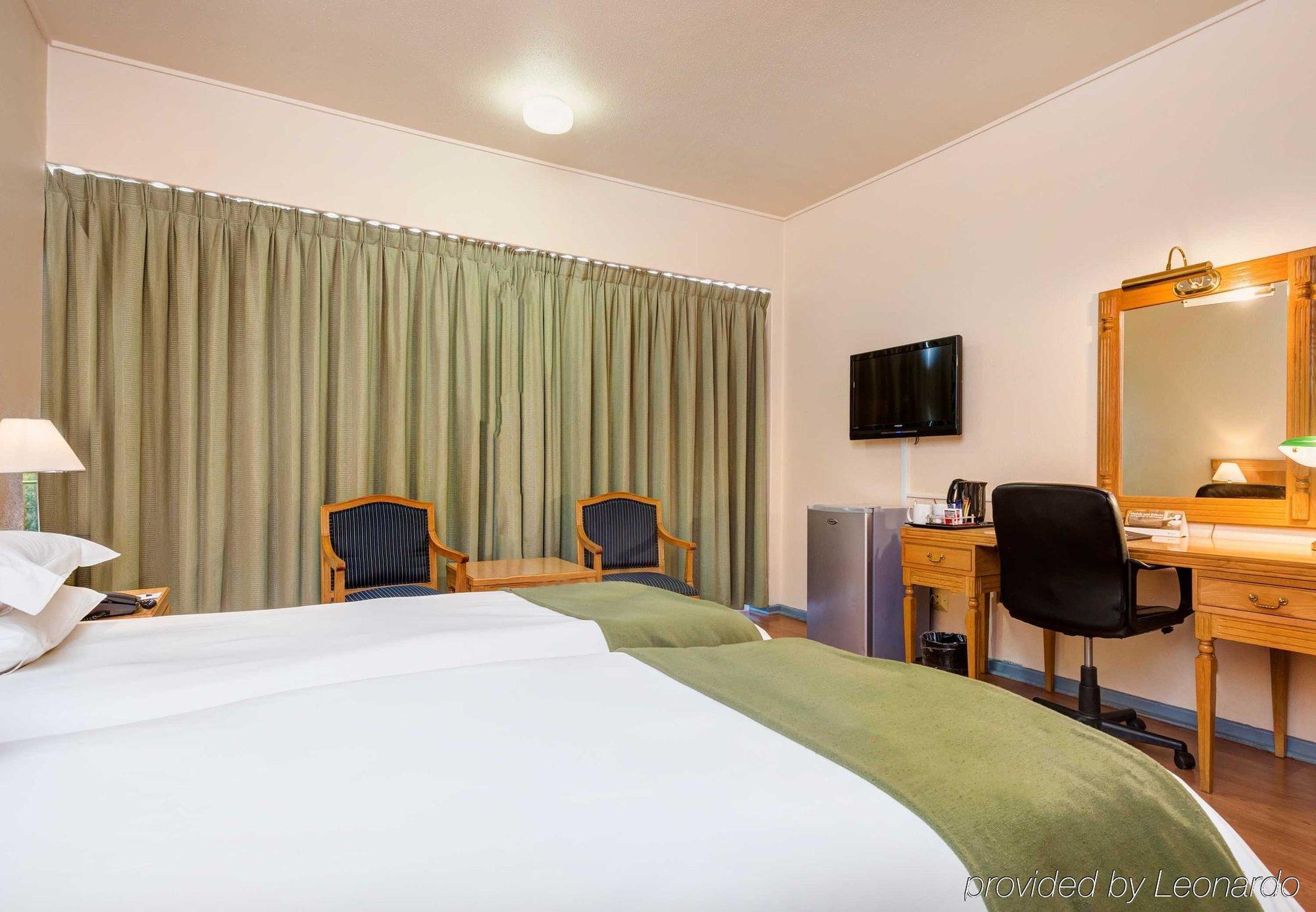 Bon Hotel Bloemfontein Central מראה חיצוני תמונה